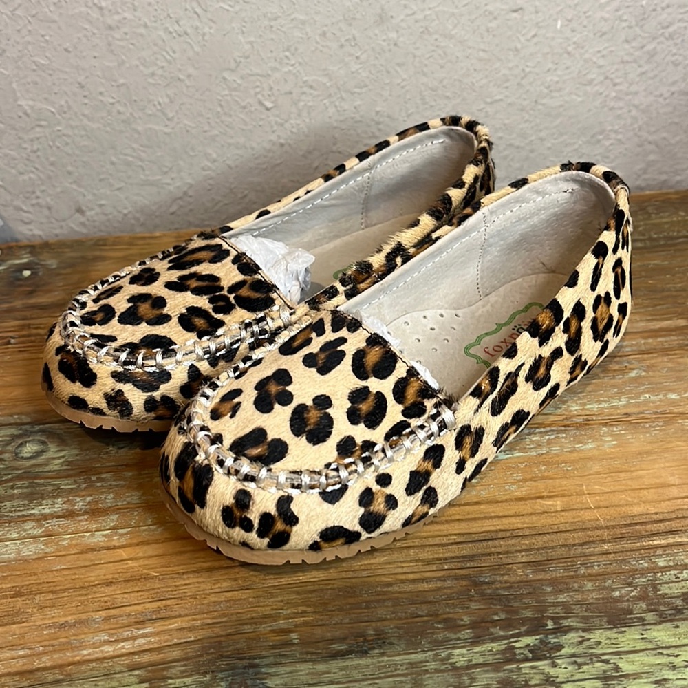 New Girls Fox Paws Leopard Loafers size 12
